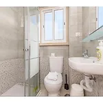 Houze Spacious 4 Bedroom Flat Near Zoo